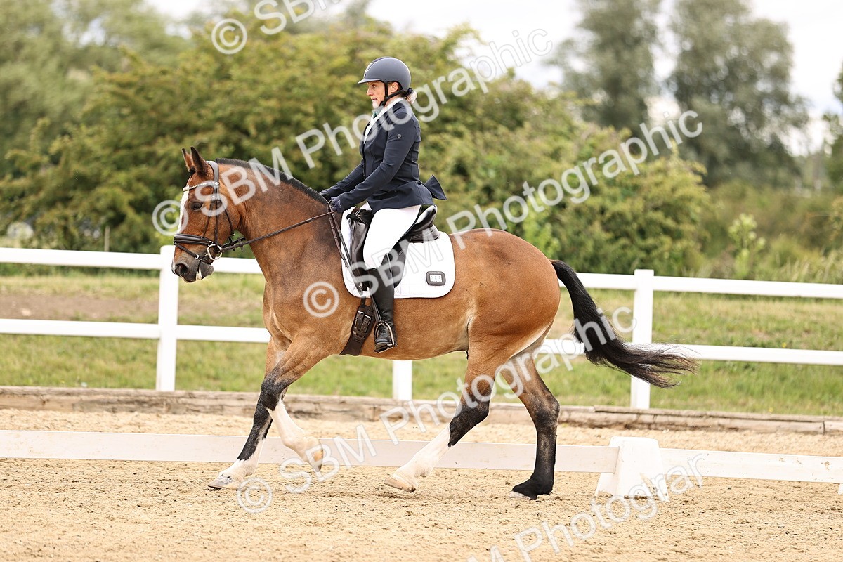 SBM_002819 - Class 2 - Novice 4 - 12.00-13.10