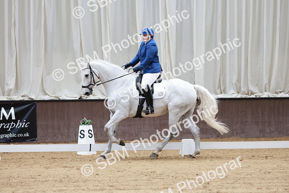 SBM_008187 - Class 6b - Novice 6 - 9.28-10.41