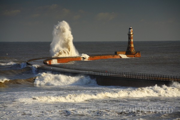 Rough Sea at Roker Pier, Sunderland. Ref 9732 - Tyne and Wear
