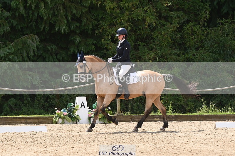 250719A-125659-05203 - 141-Chloe.Dunn-Towerhill.Shamie