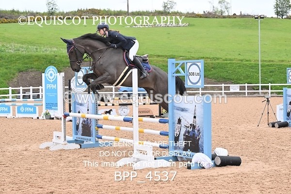 BPP_4537 - CLASS 20 SUN British Novice/90cms Open