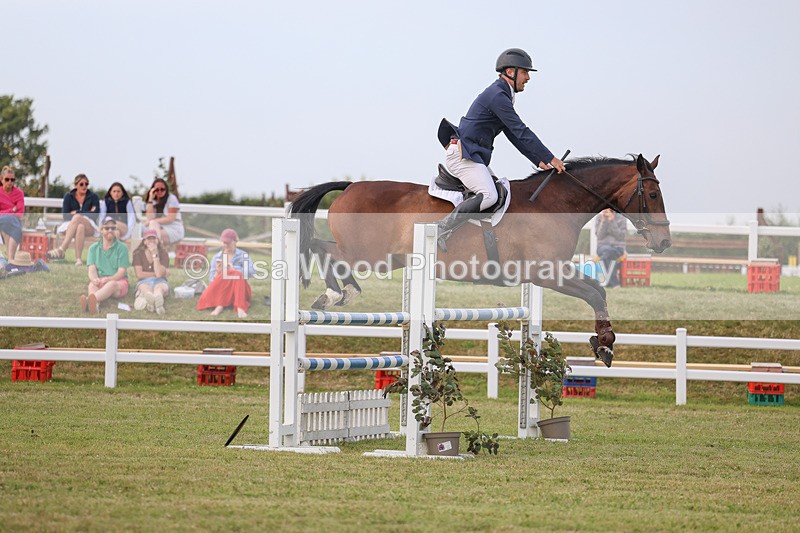 3E7A1022 - Class D: Showjumping Senior Newcomers/1.10m open