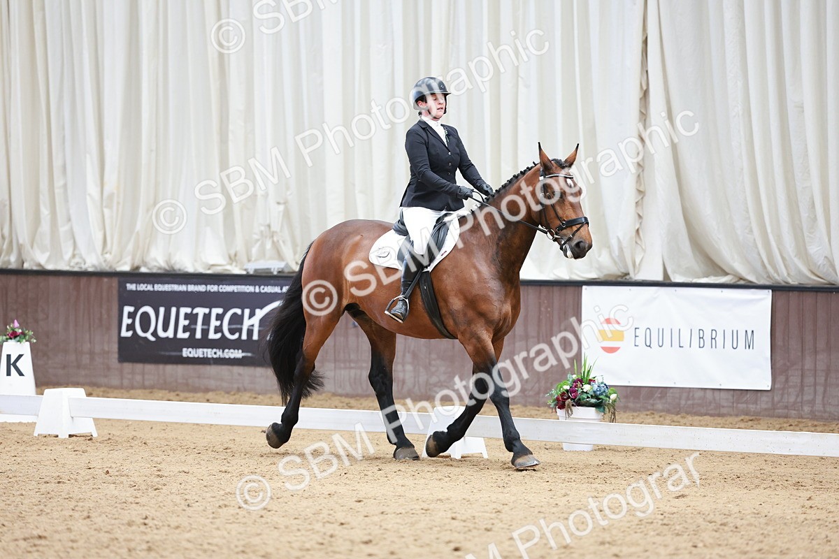 SBM_009948 - Class 6b - Novice 6 - 12.40-13.43