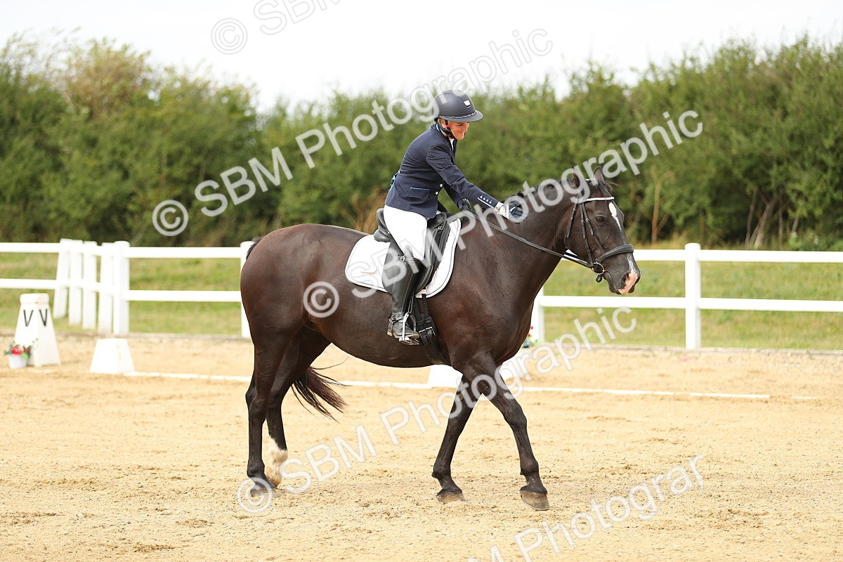 SBM_017748 - Class 14 - Novice 23 - 13.52-14.55