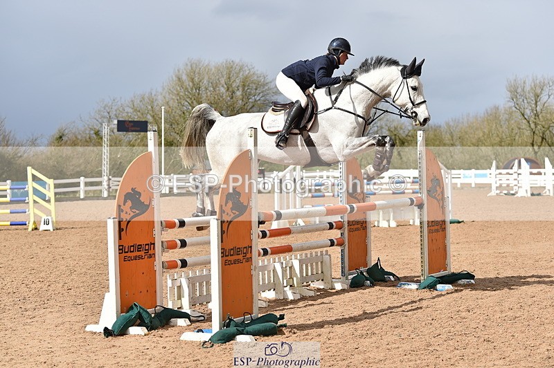 240327A-133246-00580 - Cls 4 Newcomers and 1.10m Open