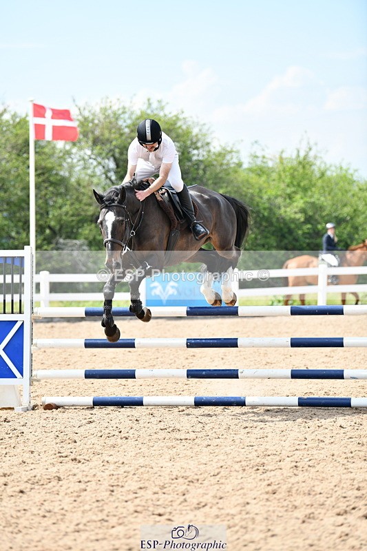 240512A-151434-19288 - Cls 43 95cm National Am Quali