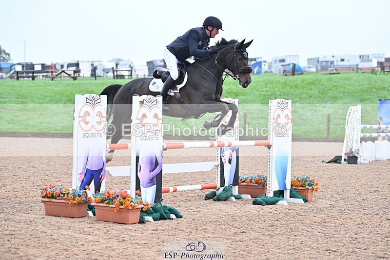 231013A-094350-00992 - Cls 7 Discovery & 1m Open