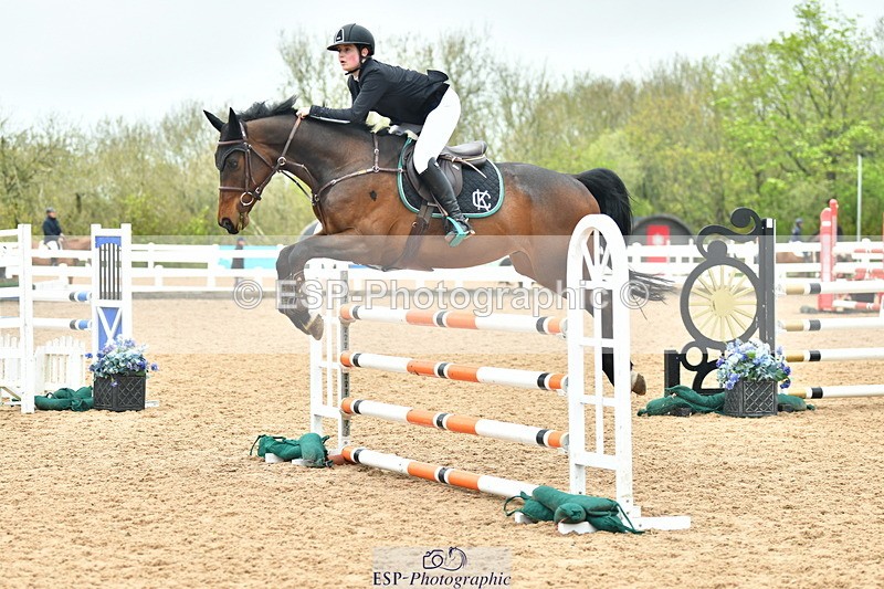 230505A-134850-04618 - Cls 17 1.05m Amateur Quali