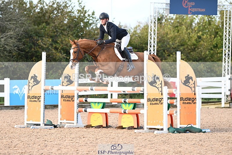 241023A-141841-01006 - Cls 4 Newcomers and 1.10m Open