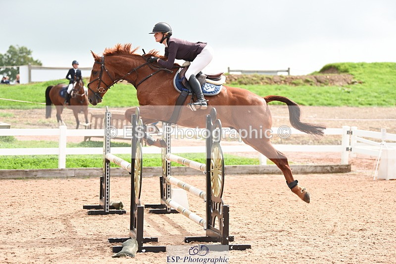 230902A-121902-00989 - Cls 9 1.10m Amateur Quali