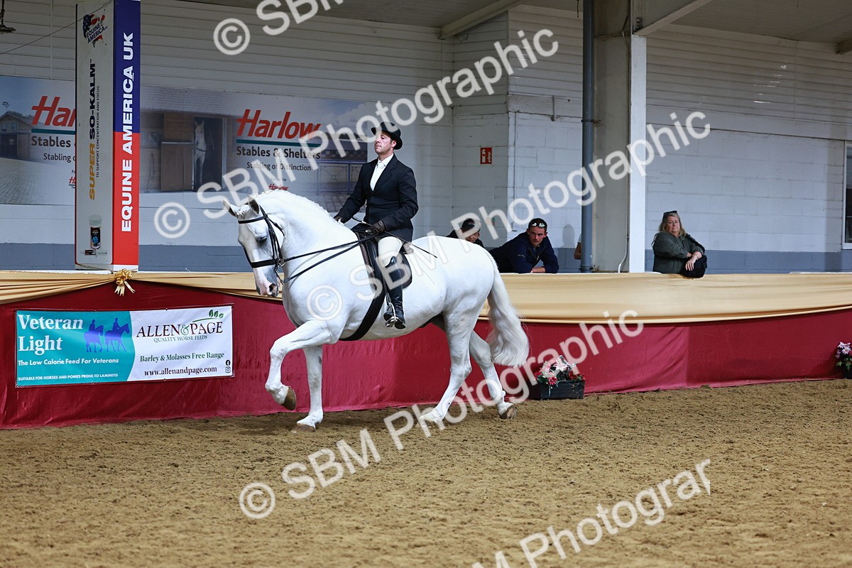 SBM_23454 - class 906 - Supreme Final - Ridden Pre Vet