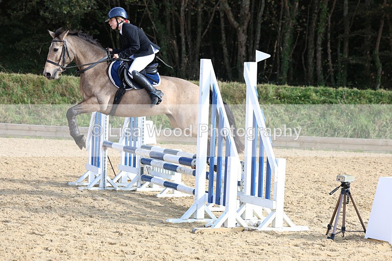 3E7A7959 - Class 4: 70cm open