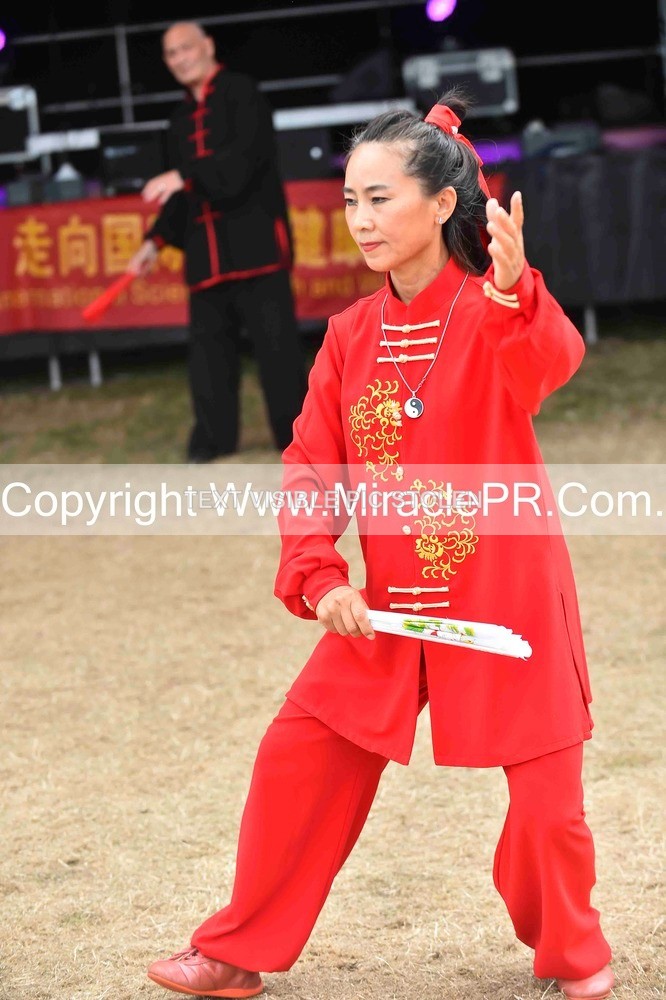 SH4_1592 - Tai Chi with Lisa Kay.