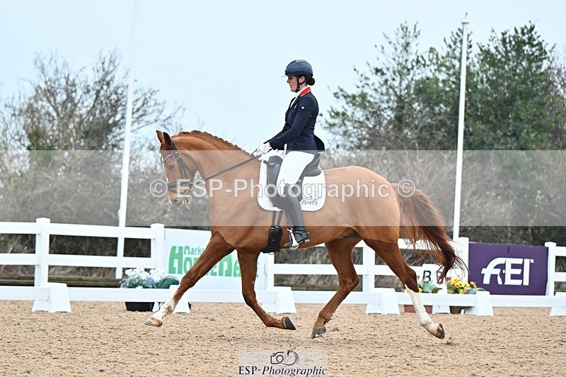 250214-094210-00657 - 161-Maddy.Frewin-Zevrado.Bliss