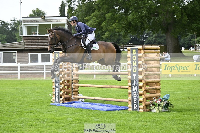 250613A-110407-00695 - Cls 1 Snr Newcomers and 1.10m Open