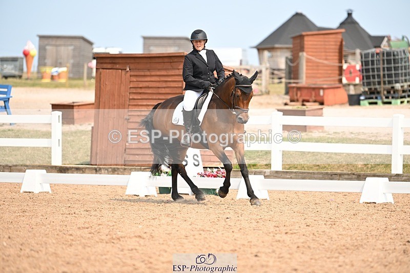 250816-141832-05073 - 049-Carolyn.GaleNewtown.Ringo