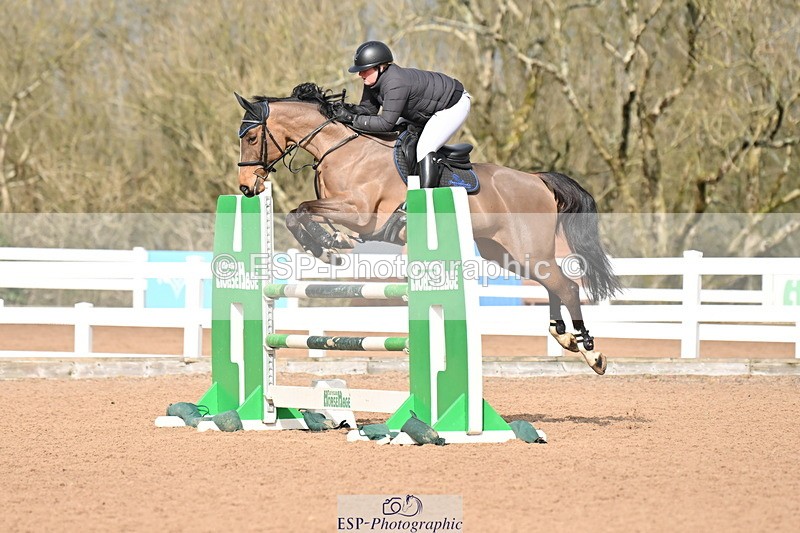 240224A-121003-03578 - Cls 11 Snr 1.05m and 1.10m Open