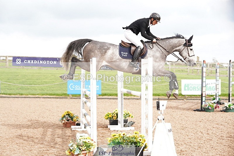 241004A-150414-00874 - Fri 04 Snr Fox & 1.20m Open