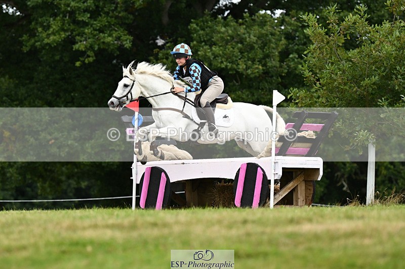 240825X-173042-37937 - 80cm XC 17.30 to End