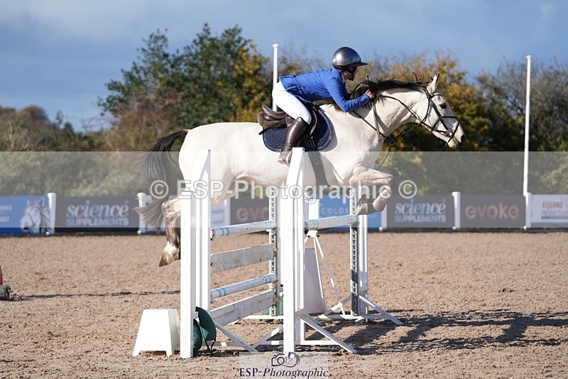 251025-133652-00568 - Cls 10 Pony Newcomers and 1m