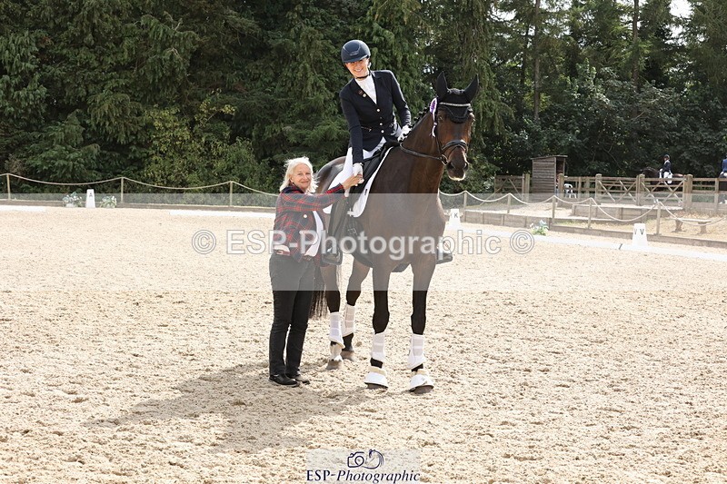 250809A-155359-04657 - Elementary SILVER Presentations