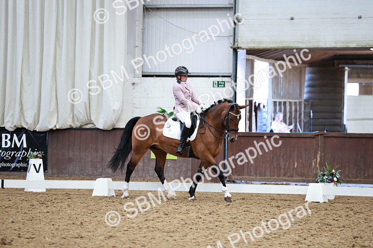 SBM_006486 - Class 16 - Advanced Medium 5 - 16.02-17.22