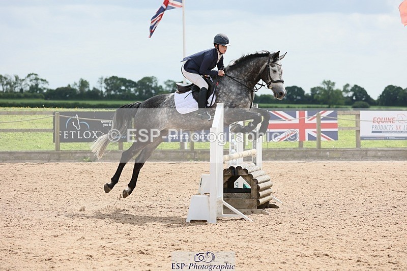 250525-152012-08848 - Cls 31 Snr 90cm Derby