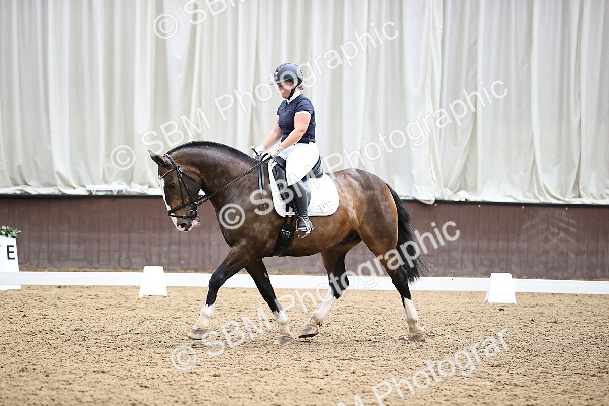 SBM_002033 - Novice 4 - 11.15-13.22