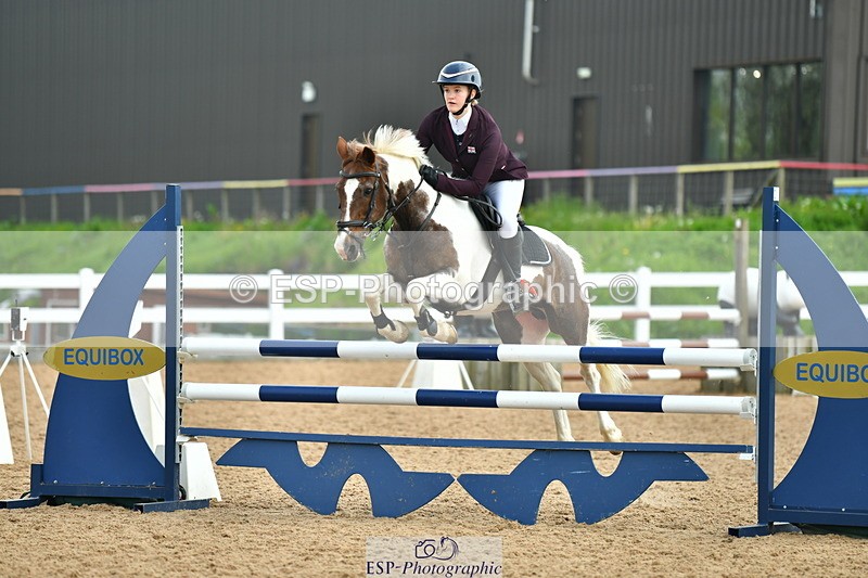 230514A-104434-02315 - Cls 22 Pony Discovery & 90cm Open