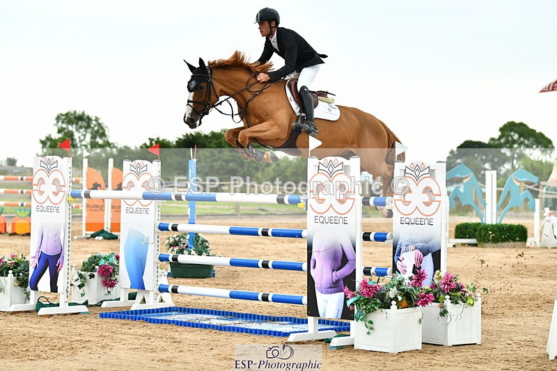 230720A-161025-04211 - Cls 9, 2 Star Big 1.40m Start to break