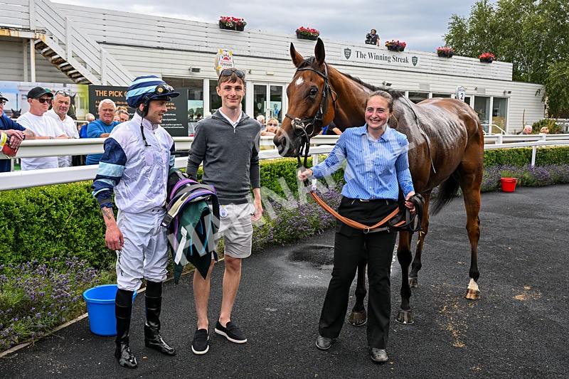 220726-Race 5-Explode-3840 - Race 5 16.12pm Sky Bet Go-Racing-In-Yorkshire Summer Festival Handicap