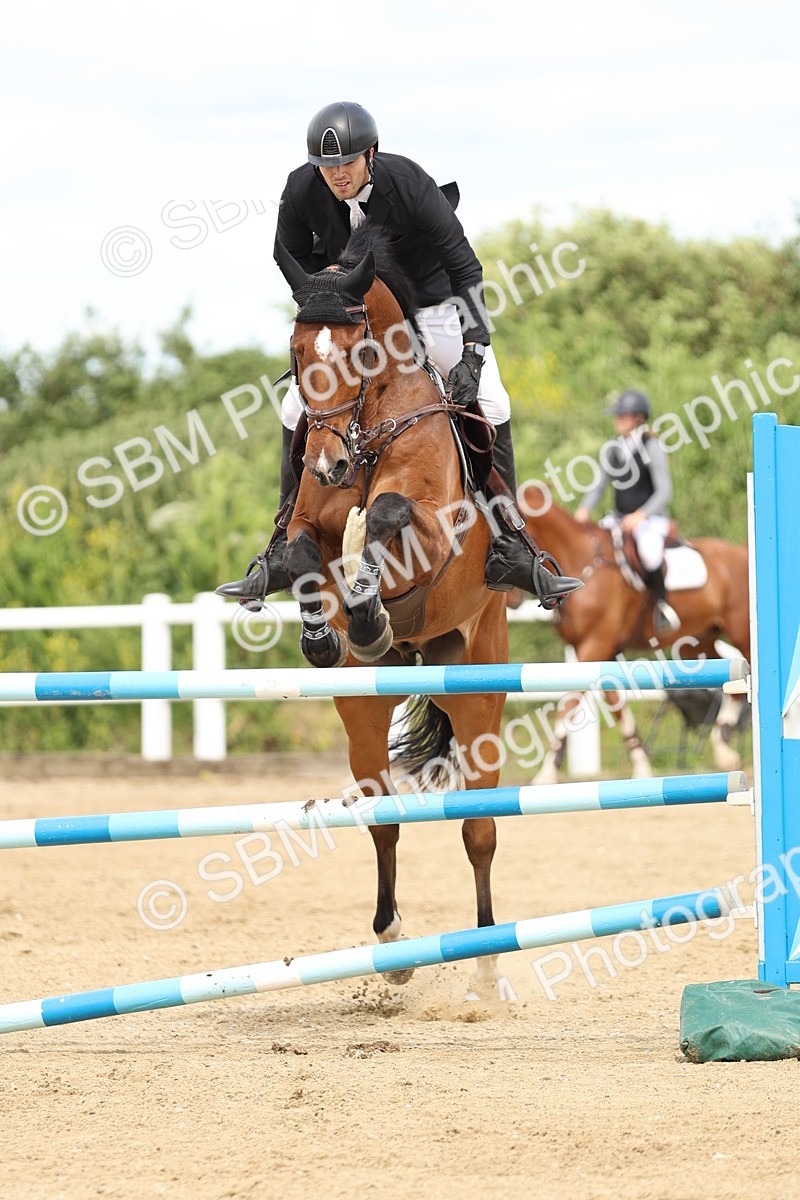 SBM_001283 - Class 5 - Senior Foxhunter - 1.20m