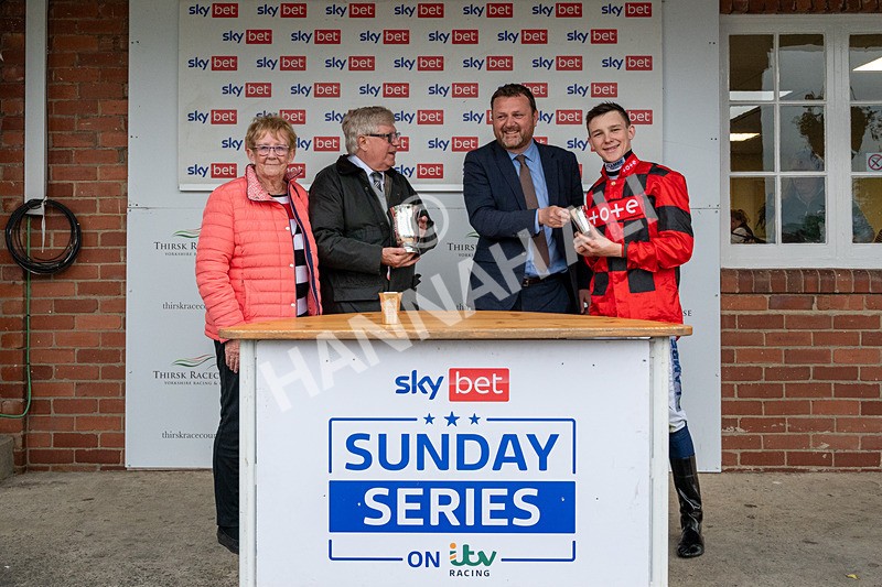 160624-Race 7-Glory Hyde-5793 - Race 7