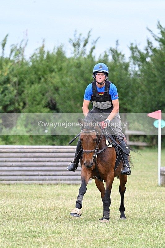 WJ7_4697 - 60cm XC Time 09:48 to 09:57