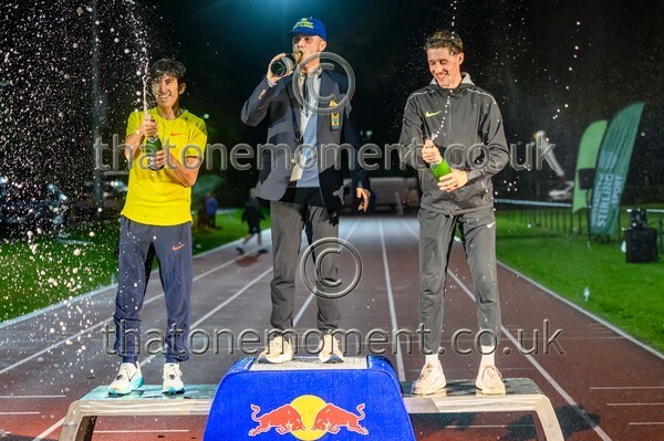 Monument25-911184 - Set Six