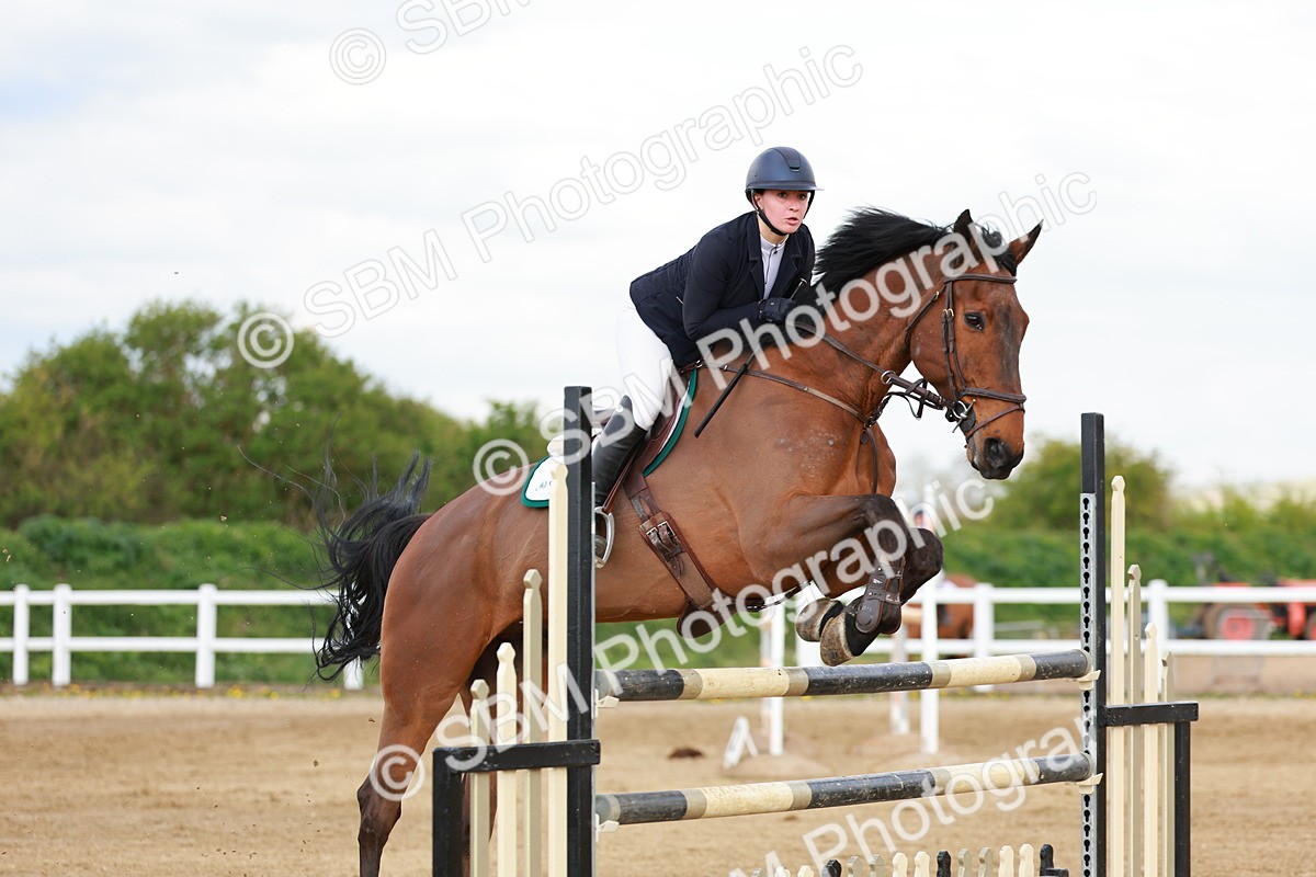SBM_002687 - Class 5 - Senior Foxhunter - 1.20m