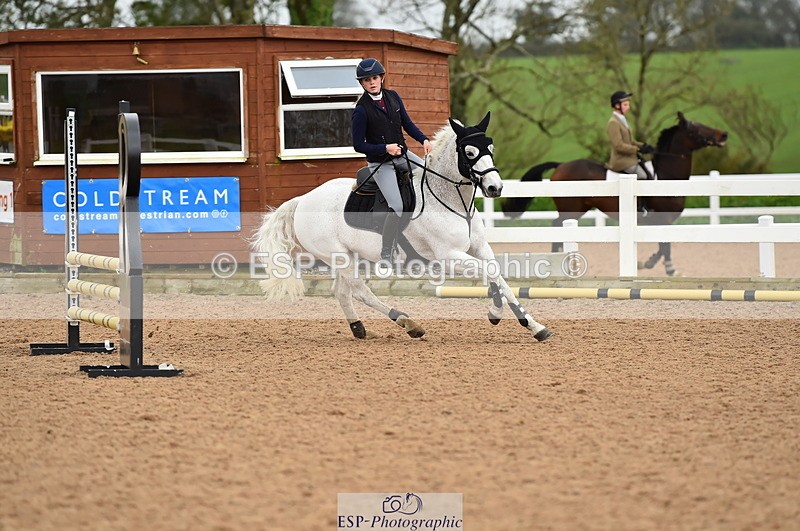 231028A-132822-01703 - Cls 4 Newcomers & 1m Open