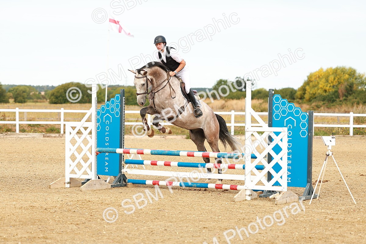 SBM_002402 - Class 9 - Senior British Novice - 90cm