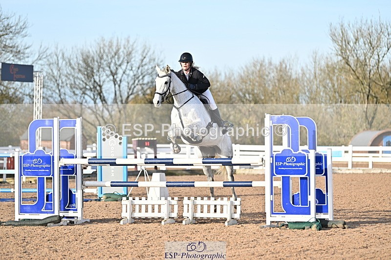 241113A-141959-00851 - Cls 05A&B Snr Fox & 1.20m Open