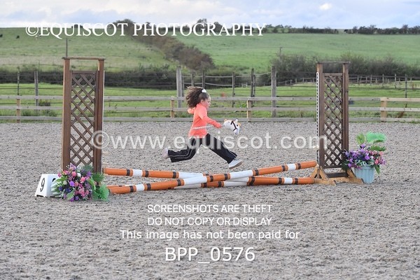 BPP_0576 - HOBBY HORSE SHOWJUMPING CLASSES