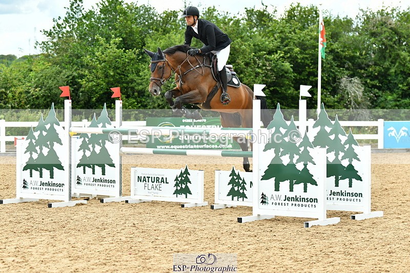 230721A-144441-07070 - Cls 22, 1 Star Gold 1.30m