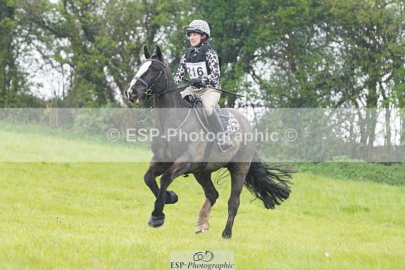 250418-141634-05216 - 216-Kt.English-Baillie-CRISTAKELL.MR..DOUGAL