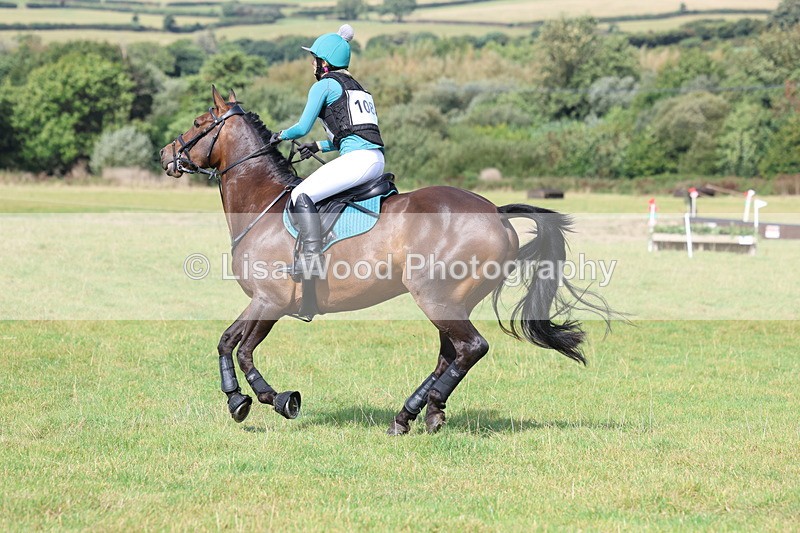 3E7A6532 - Class 1: Trebudannon Open: Pheasant Feeder