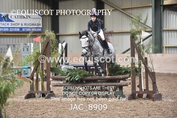 JAC_8909 - CLASS 3 ARENA EVENTING BE 70