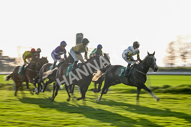 220425-Race 6-Perfectly Timed-9285 - Race 6