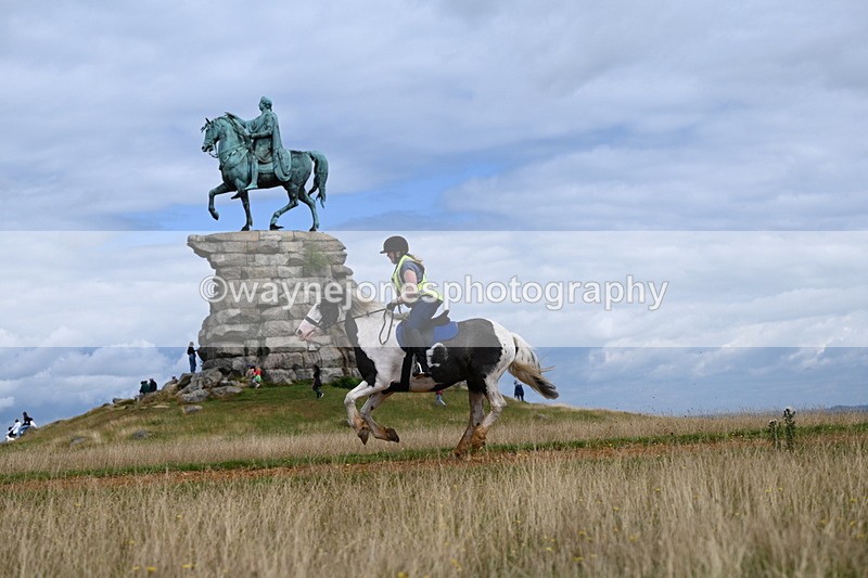 DSC_6893 - Time at Statue 12:45 to 13:15