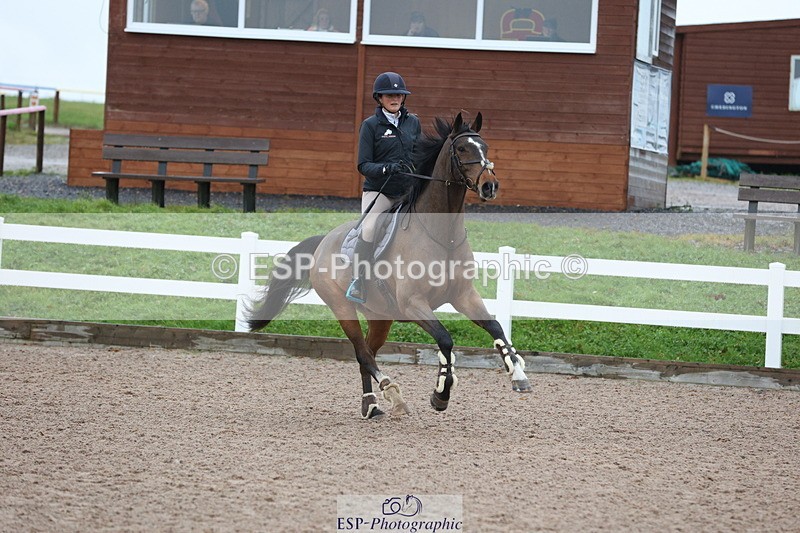 231112A-082420-02644 - Cls 16 Snr 90cm Open