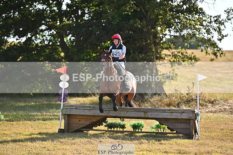 250803A-181734-18273 - R-825-Helen.Buckland-LIVERMORES.MIDNIGHT.DIAMOND