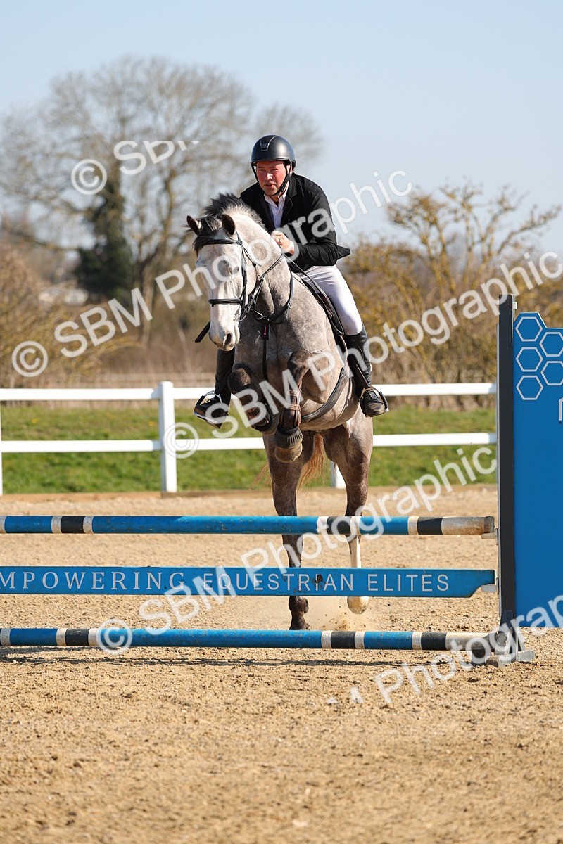 SBM_000334 - Class 1 - Clear Round