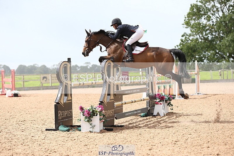 230812A-121208-08873 - Cls 32 Foxhunter